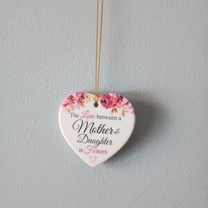 NewEleven Ceramic Ornament Heart Love Between Mother & Daughter Flowers White